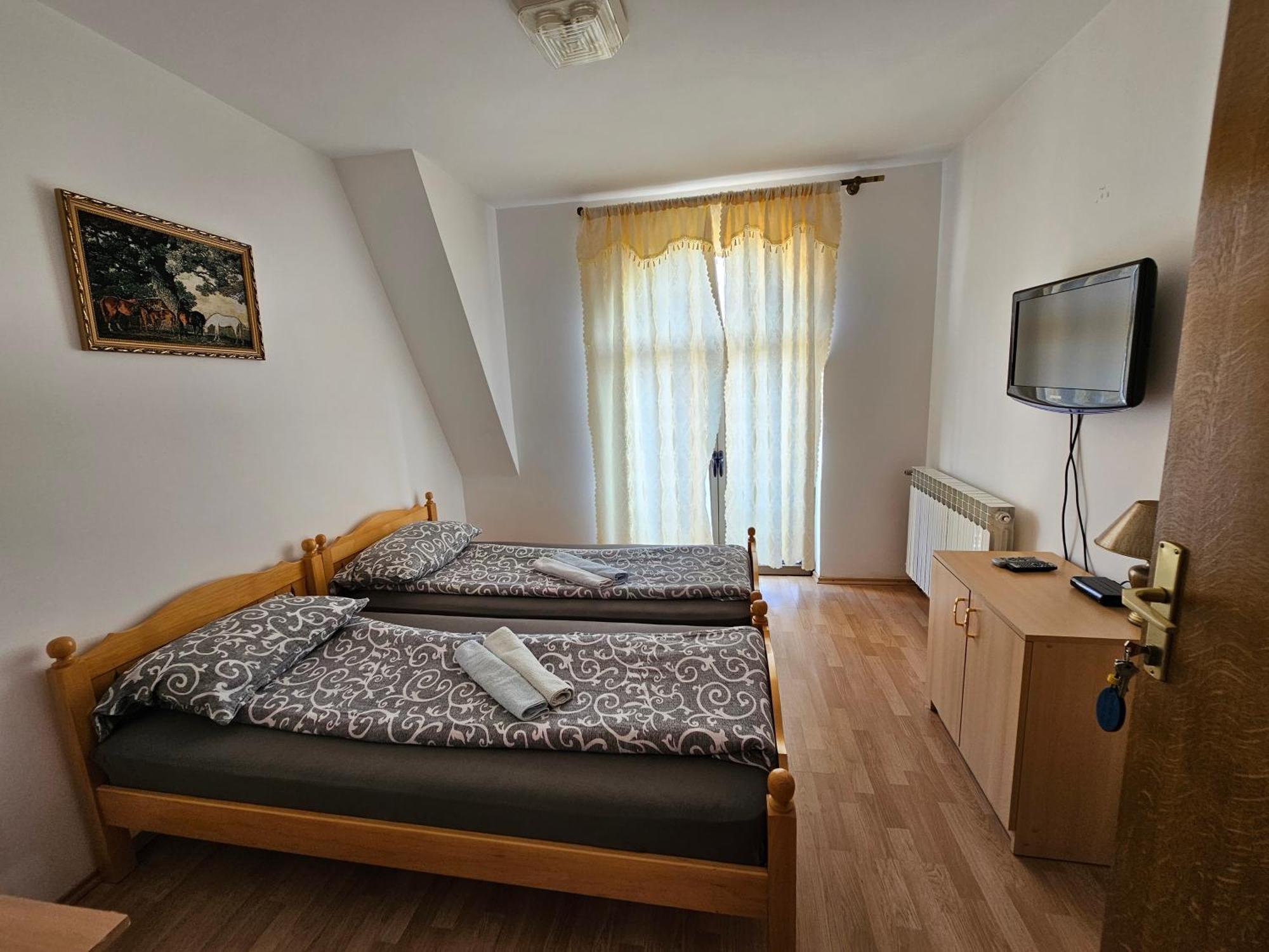 Aleks Sobe Hotel Banja Koviljaca Bagian luar foto